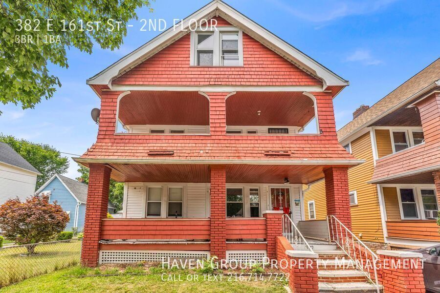 382 E 161st St | 2nd Floor, Cleveland, OH 44110- Spacious 3-bed 1-bath multi-family home! property image