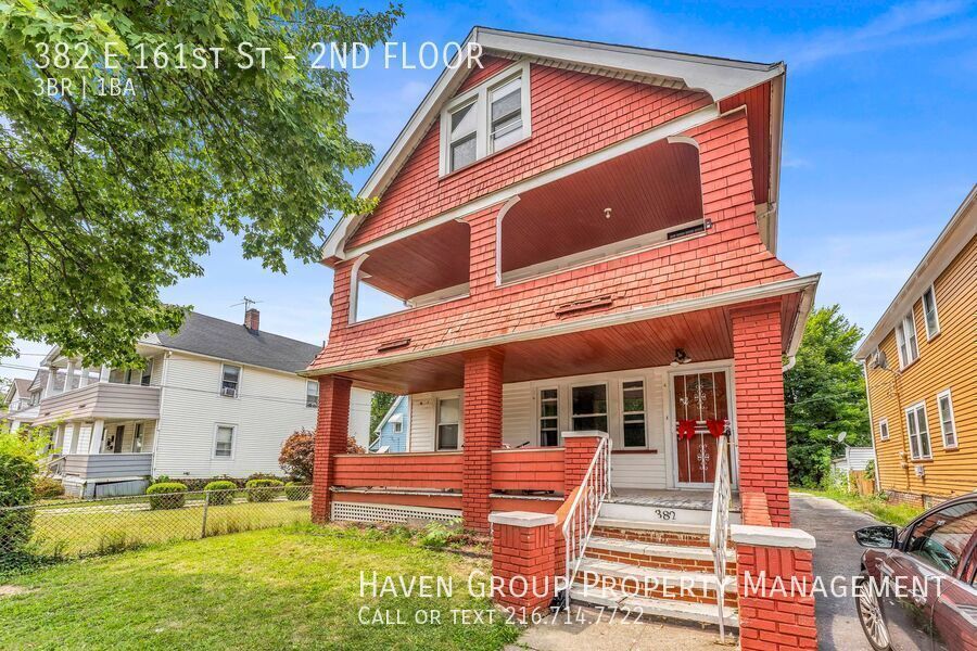 382 E 161st St | 2nd Floor, Cleveland, OH 44110- Spacious 3-bed 1-bath multi-family home! property image