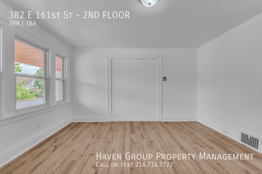 382 E 161st St | 2nd Floor, Cleveland, OH 44110- Spacious 3-bed 1-bath multi-family home! property image