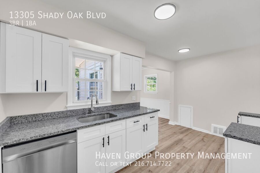 13305 Shady Oak Blvd, Garfield Heights, OH 44125- Spacious 3-bed 1-bath single-family home! property image