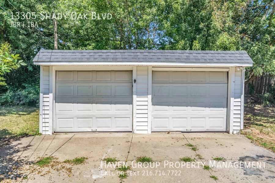13305 Shady Oak Blvd, Garfield Heights, OH 44125- Spacious 3-bed 1-bath single-family home! property image