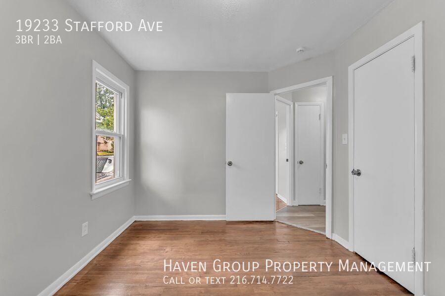 19233 Stafford Ave, Maple Heights, OH 44137- Spacious 4-bed 1.5-bath single-family home! property image