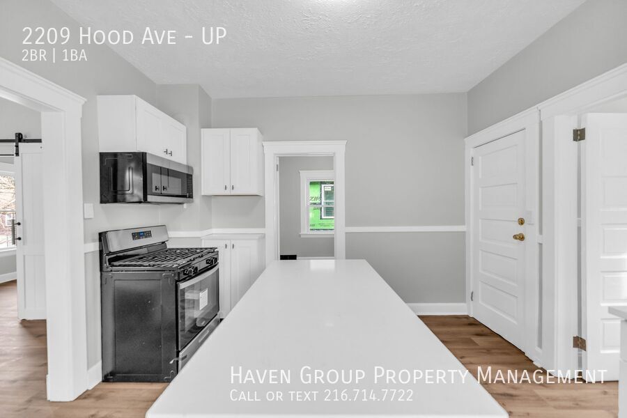 2209 Hood Ave | UP, Cleveland, OH 44109- Spacious 2-bed 1-bath multi-family home! A minimum credit score of 640 is required. property image