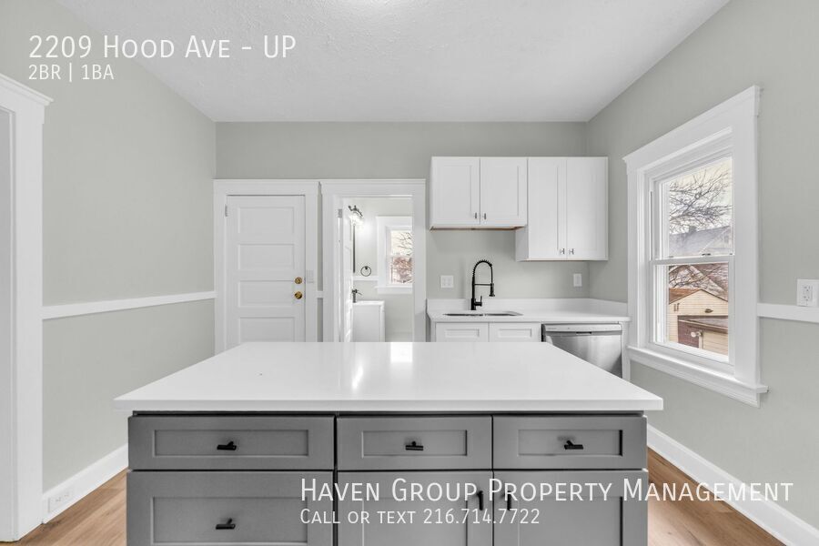 2209 Hood Ave | UP, Cleveland, OH 44109- Spacious 2-bed 1-bath multi-family home! A minimum credit score of 640 is required. property image