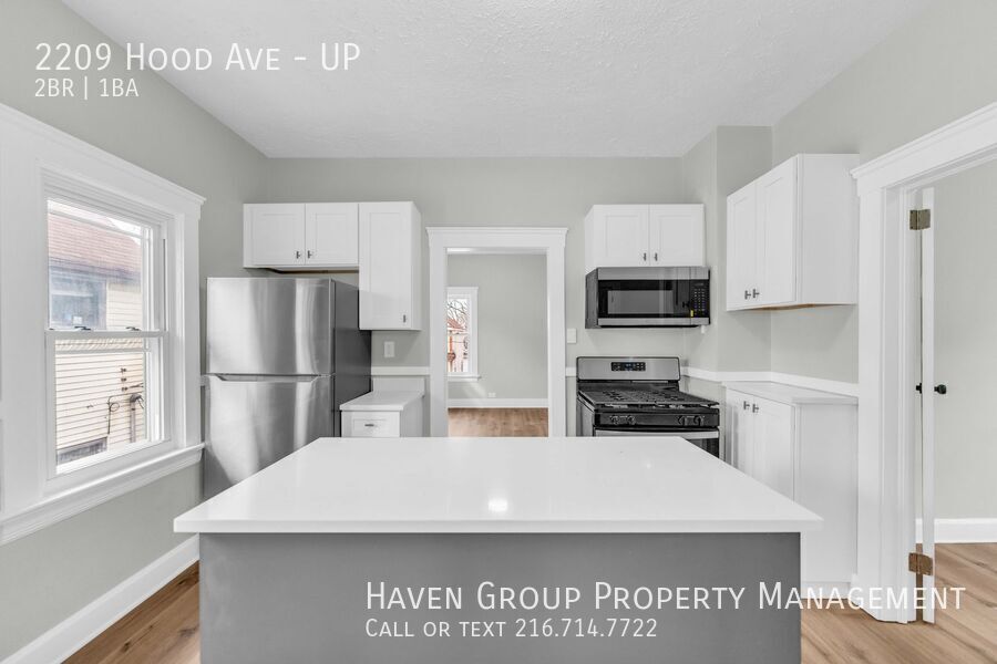 2209 Hood Ave | UP, Cleveland, OH 44109- Spacious 2-bed 1-bath multi-family home! A minimum credit score of 640 is required. property image