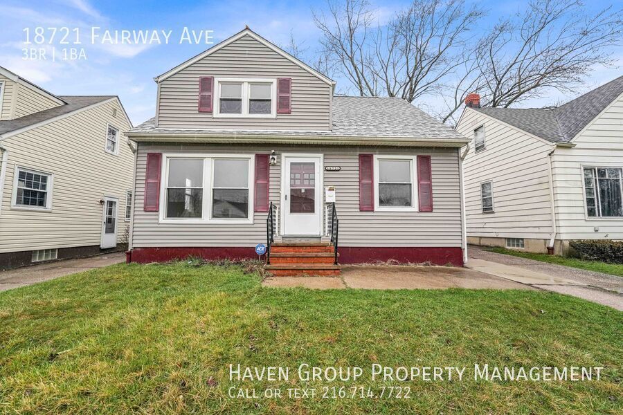 18721 Fairway Ave, Maple Heights, OH 44137- Spacious 3-bed 1-bath single-family home!  property image