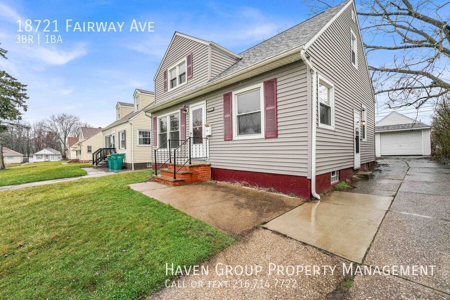 18721 Fairway Ave, Maple Heights, OH 44137- Spacious 3-bed 1-bath single-family home!  property image