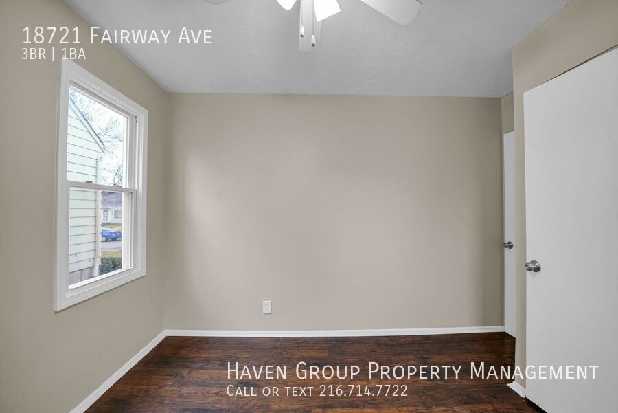 18721 Fairway Ave, Maple Heights, OH 44137- Spacious 3-bed 1-bath single-family home!  property image