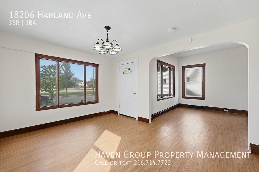 18206 Harland Ave, Cleveland - Spacious 3 bed 1 bath single family home! Please note that the full security deposit is required. property image