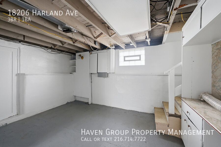18206 Harland Ave, Cleveland - Spacious 3 bed 1 bath single family home! Please note that the full security deposit is required. property image