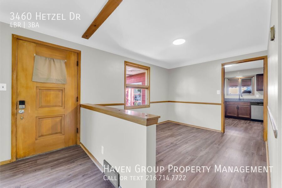 3460 Hetzel Dr, Parma, OH 44134 - Spacious 4-bed 2.5-bath single-family home!  property image