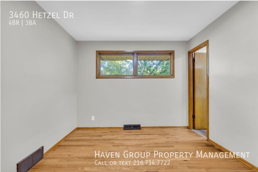 3460 Hetzel Dr, Parma, OH 44134 - Spacious 4-bed 2.5-bath single-family home!  property image