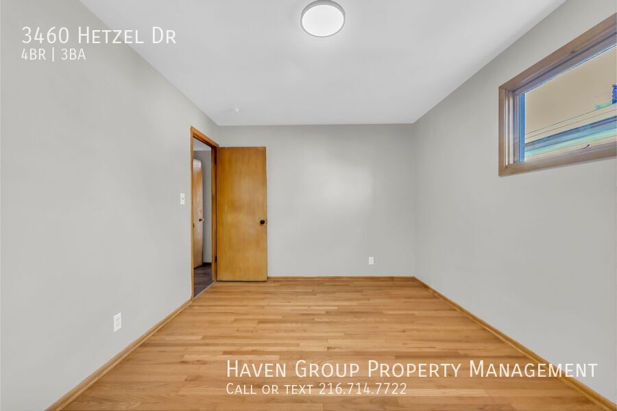 3460 Hetzel Dr, Parma, OH 44134 - Spacious 4-bed 2.5-bath single-family home!  property image