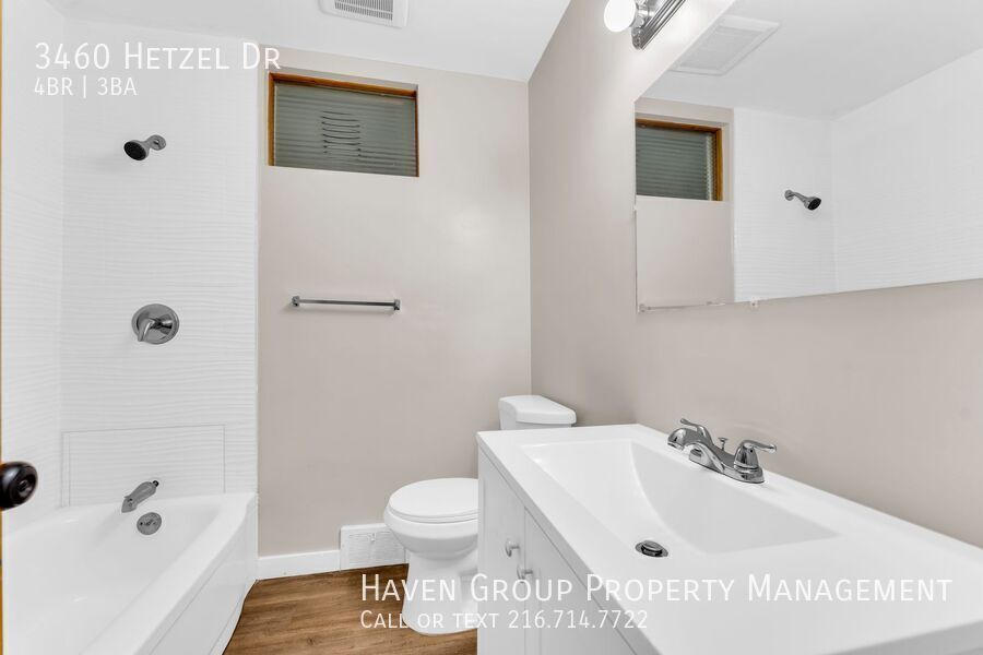 3460 Hetzel Dr, Parma, OH 44134 - Spacious 4-bed 2.5-bath single-family home!  property image