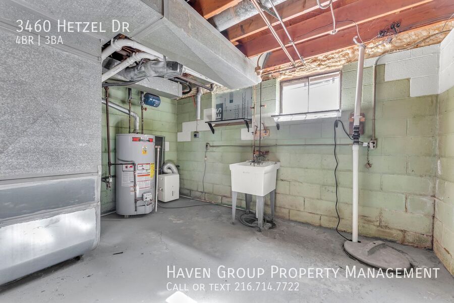 3460 Hetzel Dr, Parma, OH 44134 - Spacious 4-bed 2.5-bath single-family home!  property image