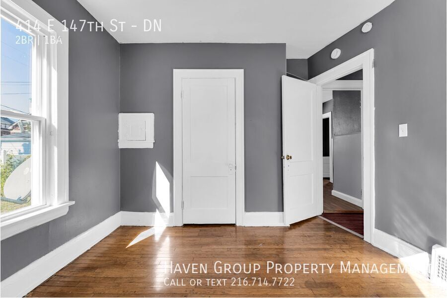 414 E 147th St | DN, Cleveland, OH 44110 - Spacious 2-bed 1-bath multi-family home! property image