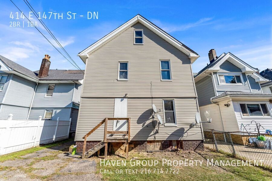 414 E 147th St | DN, Cleveland, OH 44110 - Spacious 2-bed 1-bath multi-family home! property image