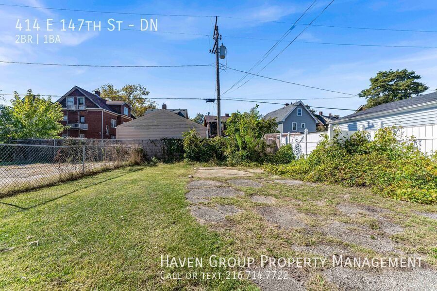 414 E 147th St | DN, Cleveland, OH 44110 - Spacious 2-bed 1-bath multi-family home! property image