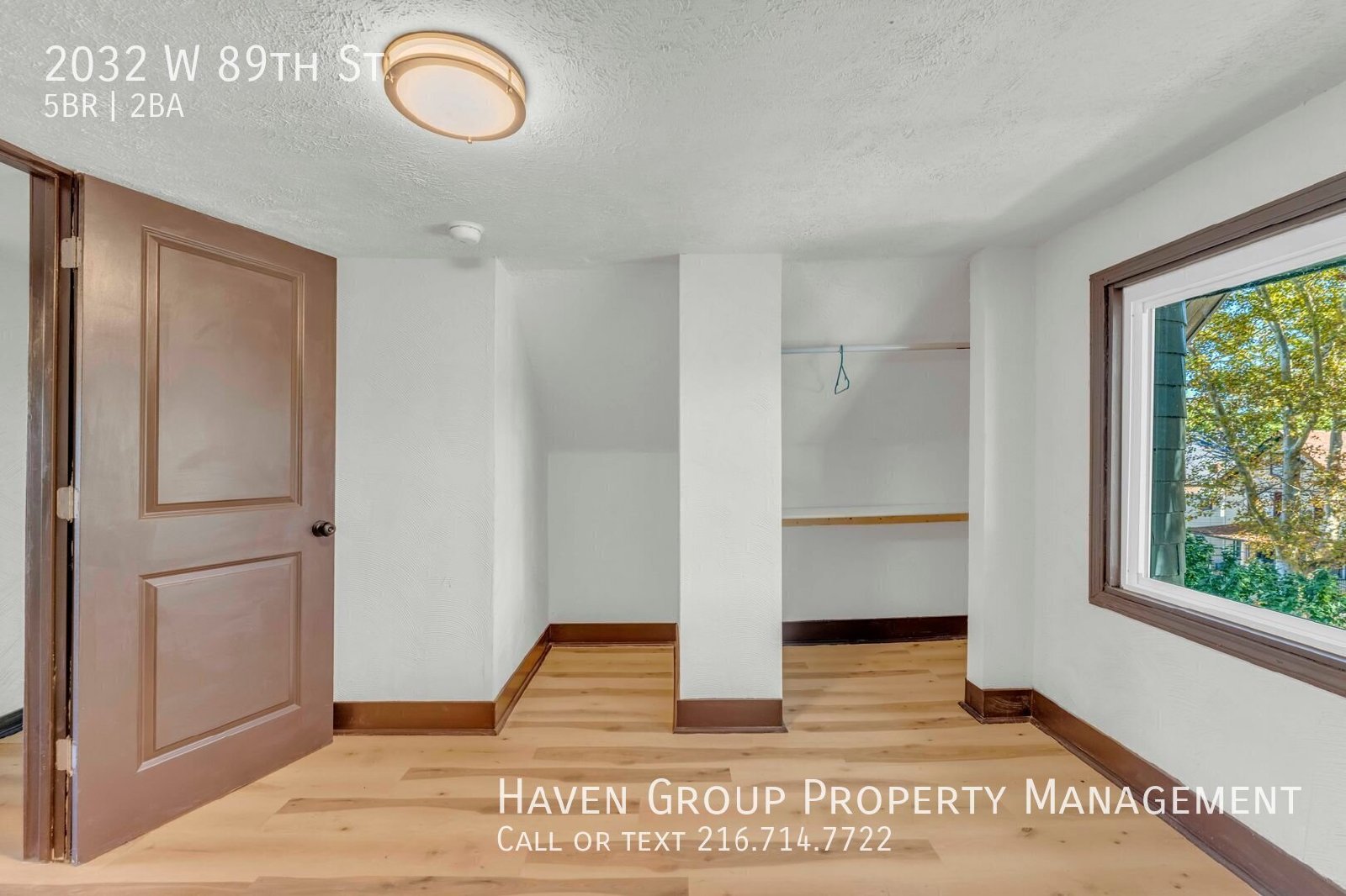 2032 W 89th St, Cleveland, OH 44102 - Spacious 5-bed 2-bath single-family home!  property image