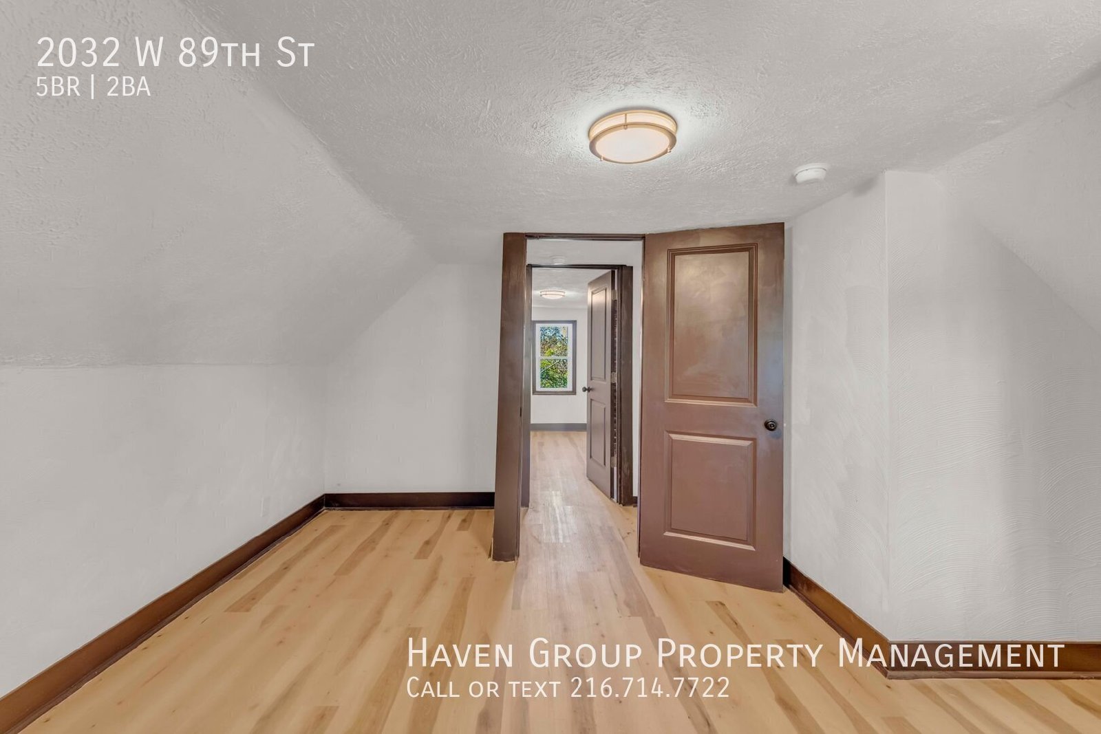 2032 W 89th St, Cleveland, OH 44102 - Spacious 5-bed 2-bath single-family home!  property image